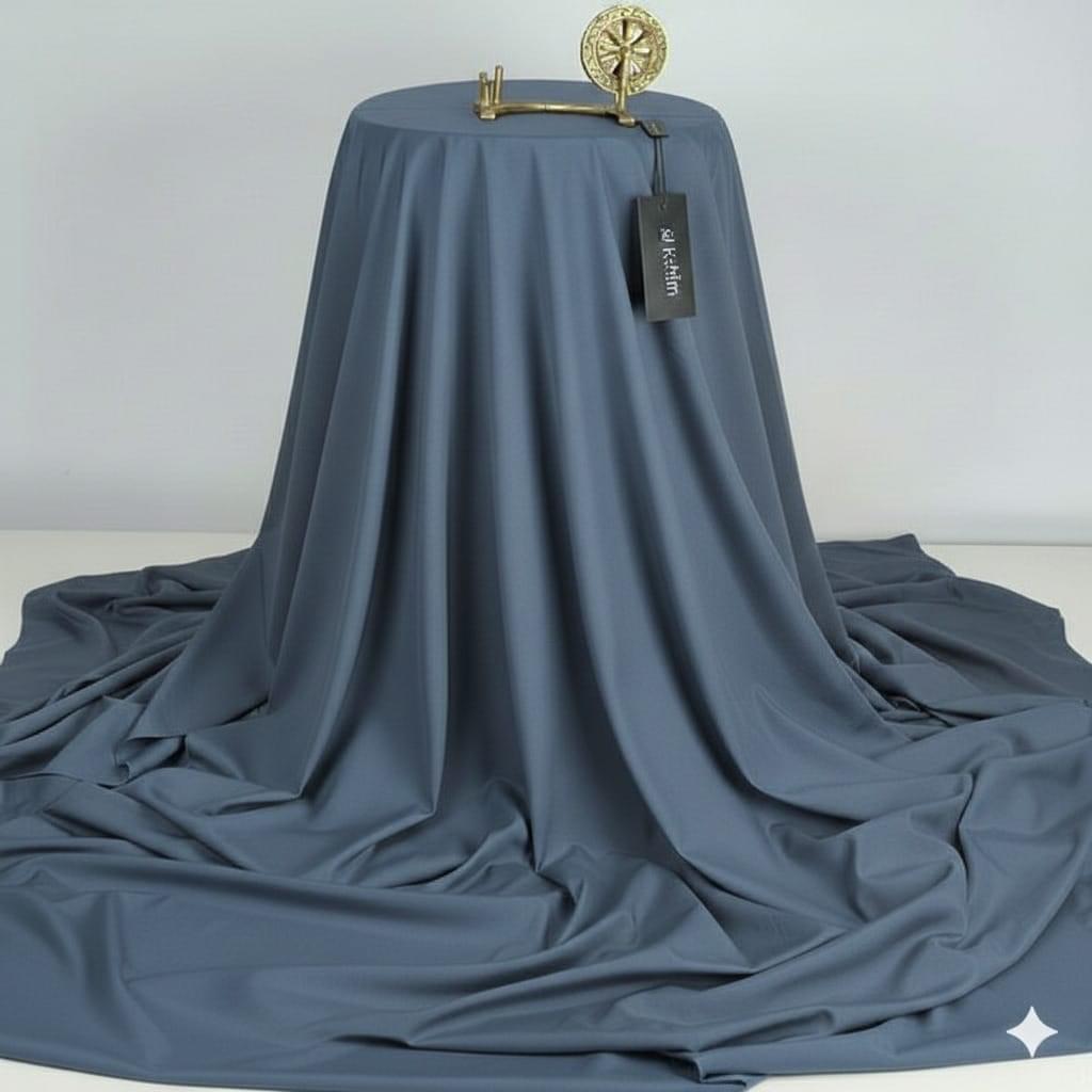 Men's Unstitched  Suit - Image 2